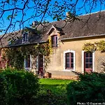 Le Domaine Du Petit Tertre Gæstehus