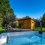 Le Domaine Du Petit Tertre Gæstehus 3*
