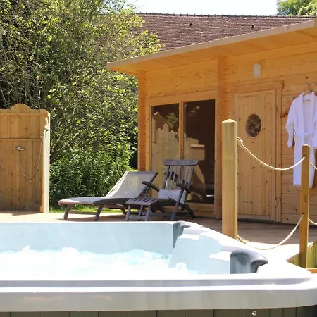 Le Domaine Du Petit Tertre