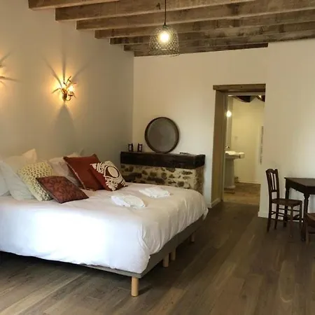 Le Domaine Du Petit Tertre Pensjonat