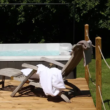 Pensjonat Le Domaine Du Petit Tertre