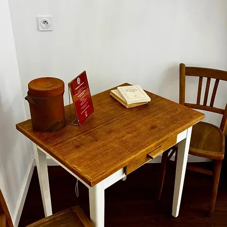 Le Domaine Du Petit Tertre 3* Saint-Jean-d'Asse