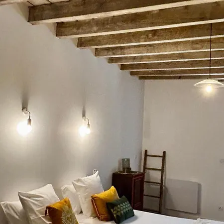 Le Domaine Du Petit Tertre Affittacamere 3*