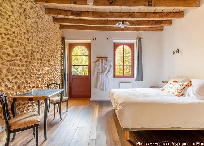 Le Domaine Du Petit Tertre 3* Saint-Jean-d'Asse