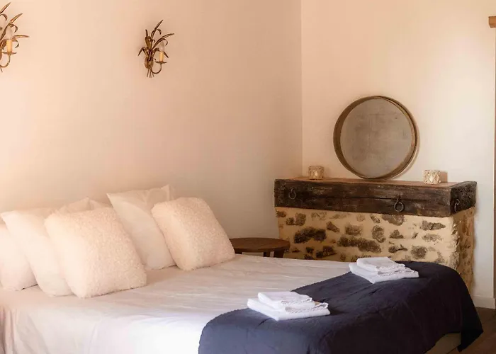 Le Domaine Du Petit Tertre Pensión Saint-Jean-d'Asse