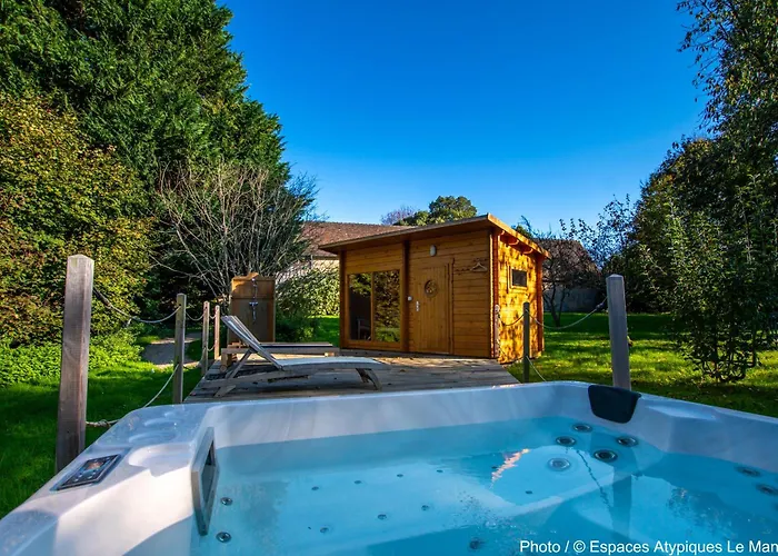 Le Domaine Du Petit Tertre Pensión 3*